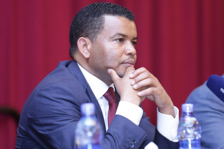 City looking for partnership with private banks