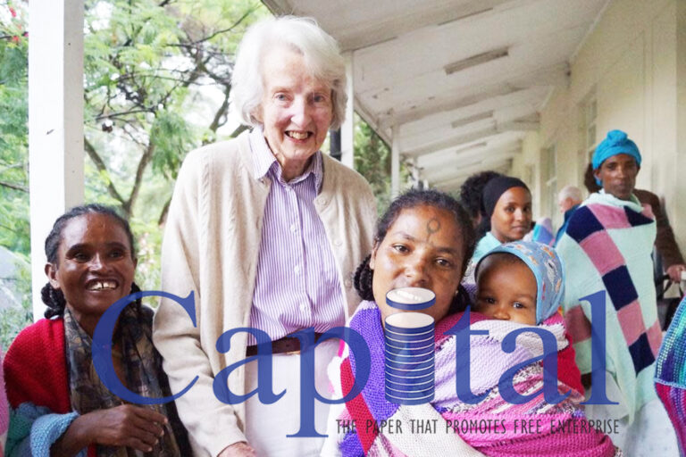 Catherine Hamlin: Grief in Ethiopia as trailblazing Australian doctor dies