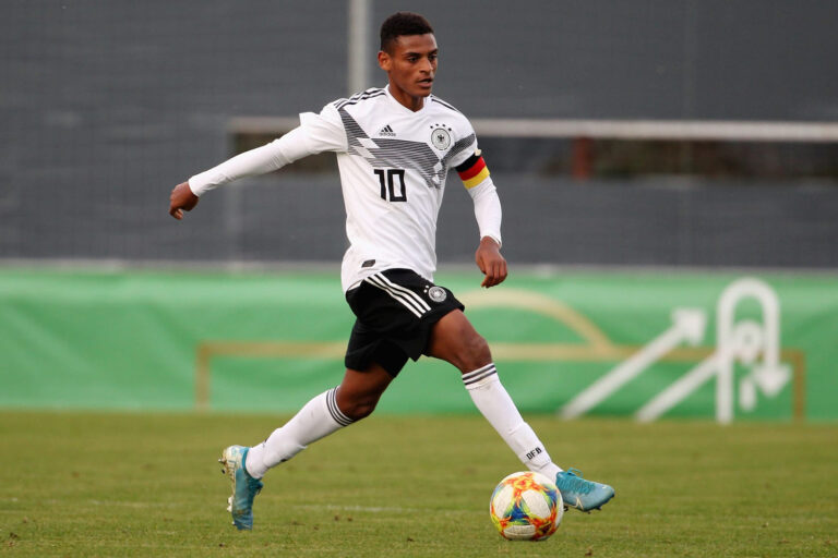 Ethiopian  Melkamu Frauendorf  joins Klopp at Liverpool