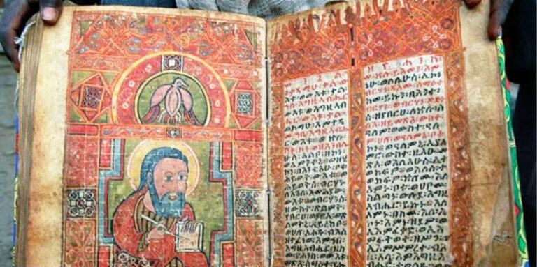 Bringing a tyrannical Ethiopian queen and her twins to life