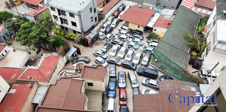 Parking in Addis